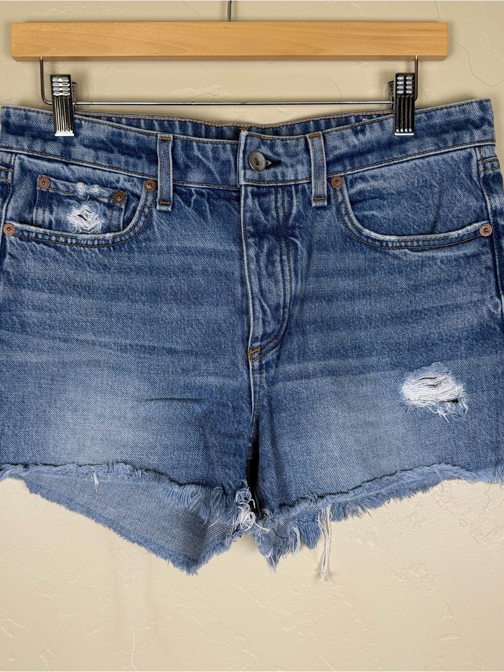 Rag & Bone Women’s Dre Low Rise Blue Distressed Denim Shorts Size 27 - Picture 4 of 8